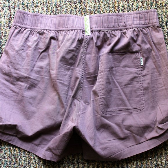 Burton casual shorts - Picture 2 of 2